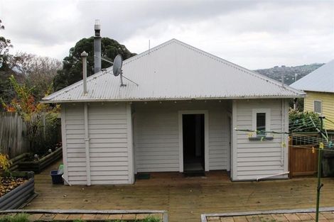 Photo of property in 22 South Road, Kensington, Dunedin, 9011