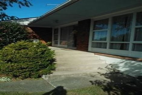 Photo of property in 2/11 Onepoto Road, Hauraki, Auckland, 0622