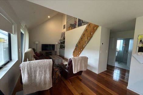 Photo of property in 16 Tomtit Crescent, Lake Hawea, 9382