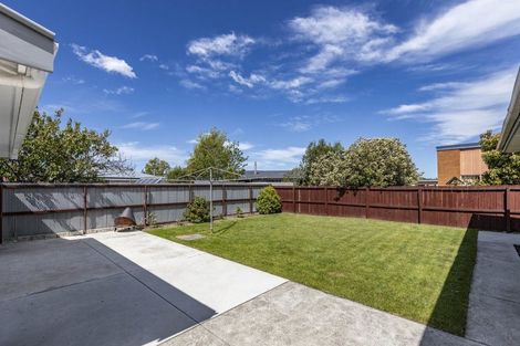 Photo of property in 76 Bush Street, Rangiora, 7400