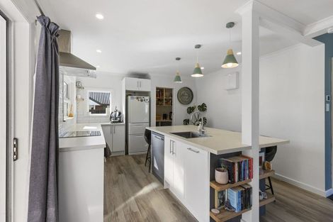 Photo of property in 37 Railway Road, Rangiora, 7400