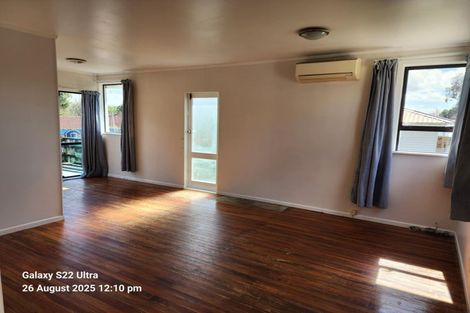 Photo of property in 26 Kingdale Road, Henderson, Auckland, 0610
