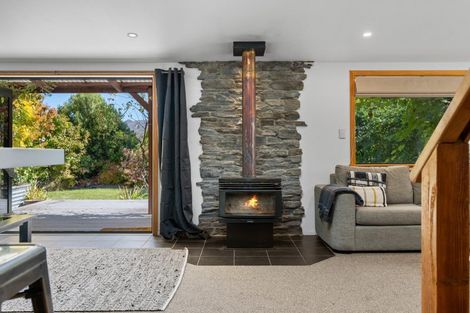 Photo of property in 94 Shields Street, Clyde, 9330