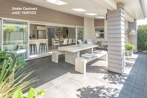 Photo of property in 16 Egmont Street, Patea, 4520