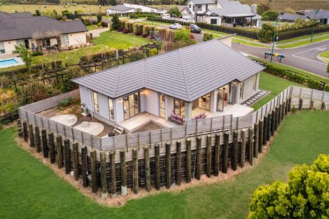 Photo of property in 125 Mcrobbie Road, Kingseat, Papakura, 2580