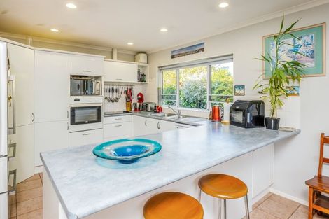 Photo of property in 20 Lothian Brae, Wattle Downs, Auckland, 2103