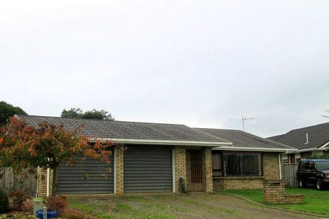 Photo of property in 15 Pinewood Grove, Paraparaumu Beach, Paraparaumu, 5032