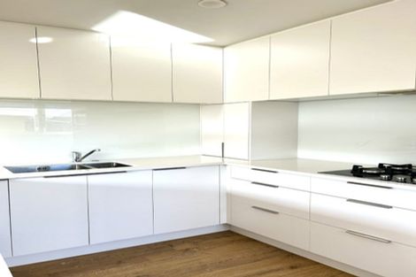 Photo of property in 32 Eltham Road, Blenheim, 7201