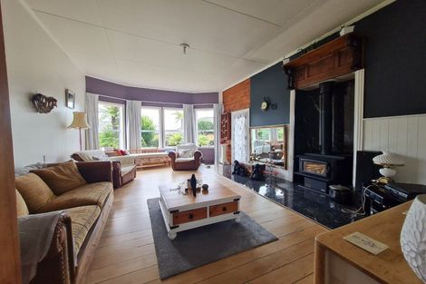 Photo of property in 110 Peel Street, Westport, 7825