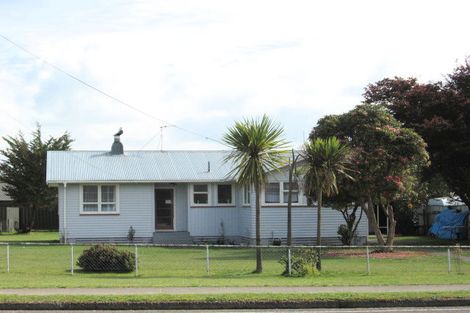 Photo of property in 54 Kawaha Point Road, Kawaha Point, Rotorua, 3010