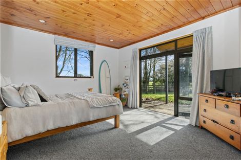 Photo of property in 58 Saint Kilda Road, Cambridge, 3493