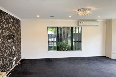 Photo of property in 99a Bolton Street, Blockhouse Bay, Auckland, 0600