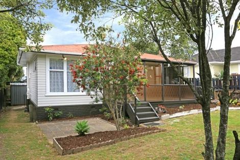 Photo of property in 13 Bedford Street, Te Atatu South, Auckland, 0610