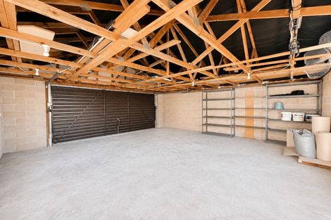 Photo of property in 2 Resolution Place, Bryndwr, Christchurch, 8053