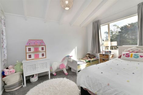 Photo of property in 1/28 Kestrel Heights, Arkles Bay, Whangaparaoa, 0932