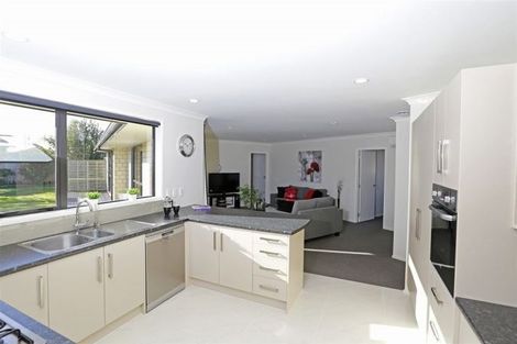 Photo of property in 12 Satchmo Place, Rototuna North, Hamilton, 3210