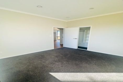 Photo of property in 2/2 Cameron Street, Papakura, 2110