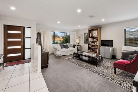 Photo of property in 21 Hayward Rise, Owhata, Rotorua, 3010