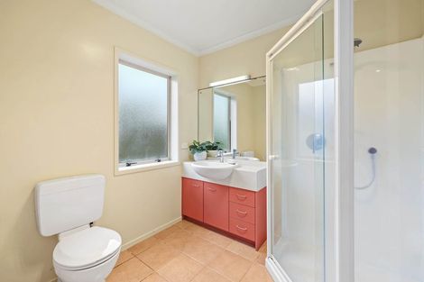 Photo of property in 18 Pippen Court, Henderson, Auckland, 0612