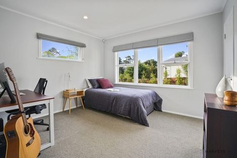 Photo of property in 14 Willowbrook Place, Titirangi, Auckland, 0604