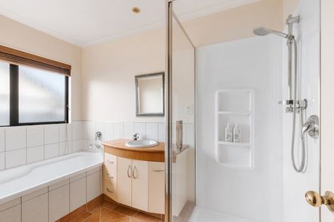 Photo of property in 91 Kahira Crescent, Papamoa Beach, Papamoa, 3118