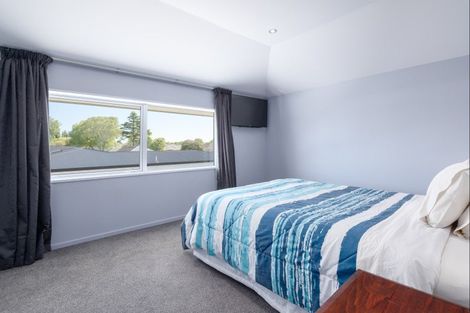 Photo of property in 100a Aorangi Road, Bryndwr, Christchurch, 8053