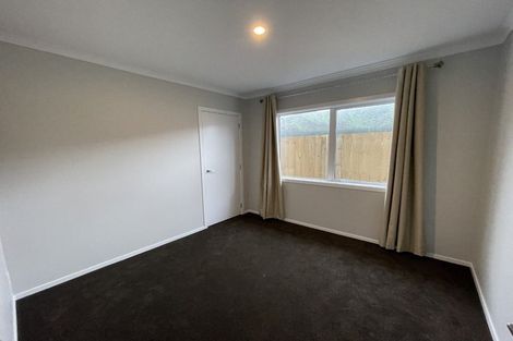 Photo of property in 22 Te Ara O Toroa, Wainuiomata, Lower Hutt, 5014