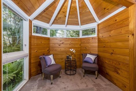 Photo of property in 18 Easter Parade, Glen Eden, Auckland, 0602