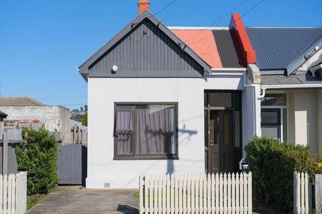 Photo of property in 28 Eskvale Street, Saint Kilda, Dunedin, 9012