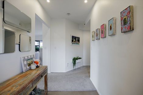 Photo of property in 48 Merlot Drive, Greenmeadows, Napier, 4112