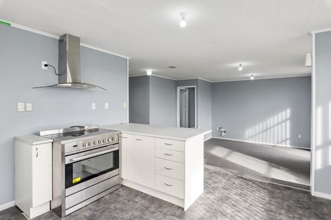 Photo of property in 14 Grenville Street, Levin, 5510