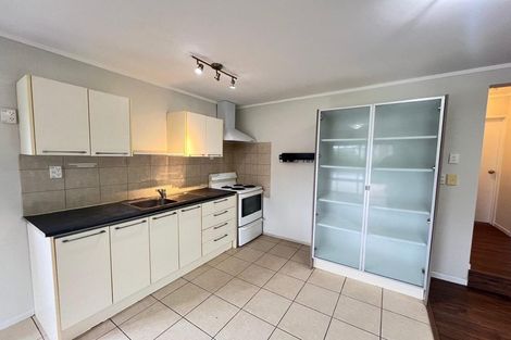 Photo of property in 29 Awaroa Road, Sunnyvale, Auckland, 0612