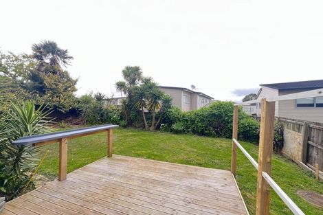 Photo of property in 29 Awaroa Road, Sunnyvale, Auckland, 0612