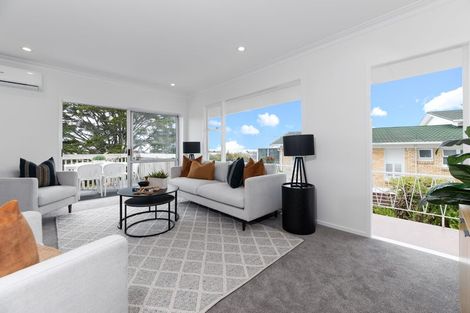 Photo of property in 3/47 East Coast Road, Milford, Auckland, 0620