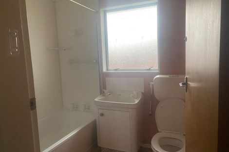 Photo of property in 2 Garnet Grove, Birchville, Upper Hutt, 5018