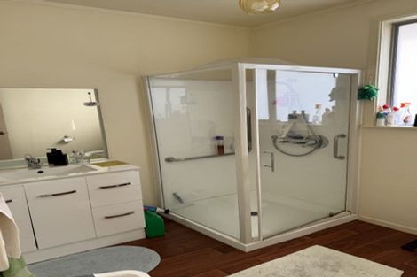 Photo of property in 2/14 Guthrie Street, Waterloo, Lower Hutt, 5011