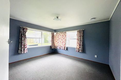 Photo of property in 43 Kurnell Drive, Botany Downs, Auckland, 2010