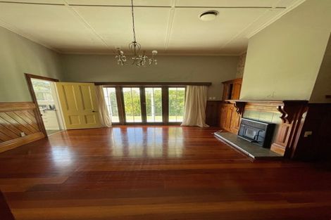 Photo of property in 76 Takapau Road, Tolaga Bay, 4077