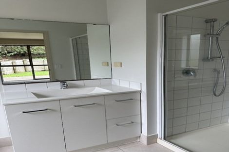 Photo of property in 20f Waione Avenue, Te Atatu Peninsula, Auckland, 0610