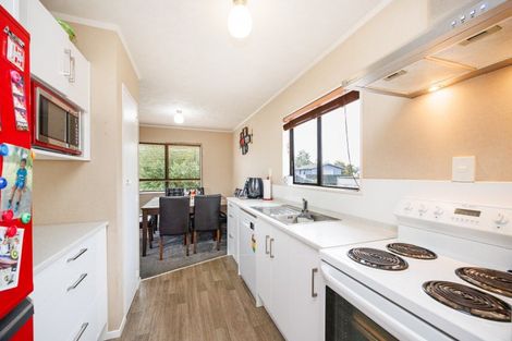Photo of property in 5 Cargill Grove, Kelvin Grove, Palmerston North, 4414