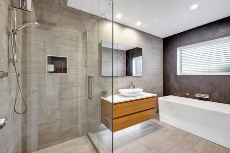 Photo of property in 9a Dolphin Parade, Bell Block, New Plymouth, 4312