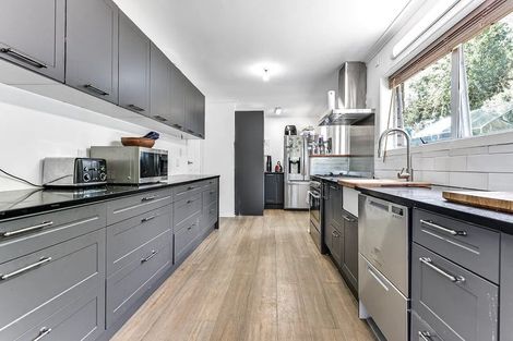 Photo of property in 3 Dillon Place, Hamilton East, Hamilton, 3216