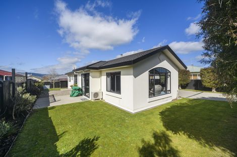 Photo of property in 87 Parnell Heights, Kelvin Grove, Palmerston North, 4414