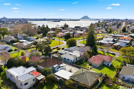 Photo of property in 142 Edgecumbe Road, Tauranga South, Tauranga, 3112