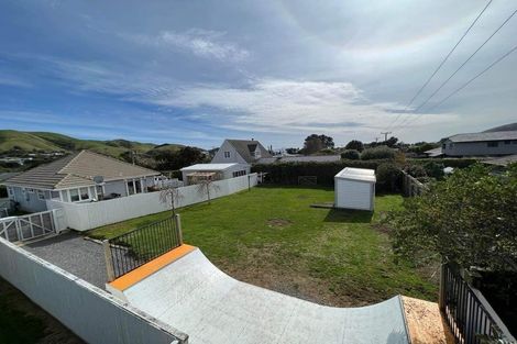 Photo of property in 5a Elizabeth Street, Pukerua Bay, 5026