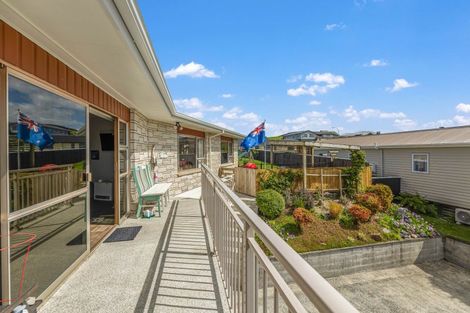 Photo of property in 24 Hillcrest Street, Tirau, 3410