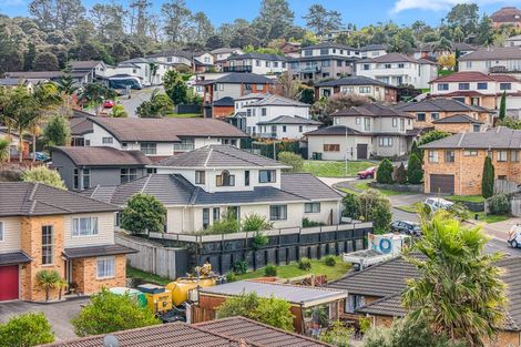 Photo of property in 86 San Marino Drive West, Henderson, Auckland, 0612