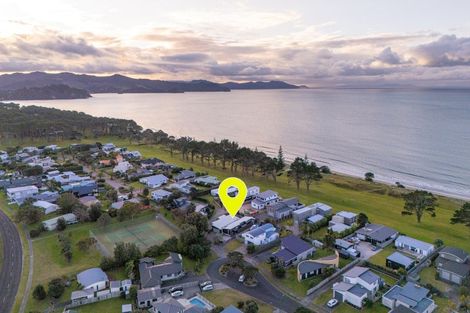 Photo of property in 166 Sands Crescent, Matarangi, Whitianga, 3592