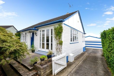 Photo of property in 104 Fairfield Road, Fairfield, Hamilton, 3214