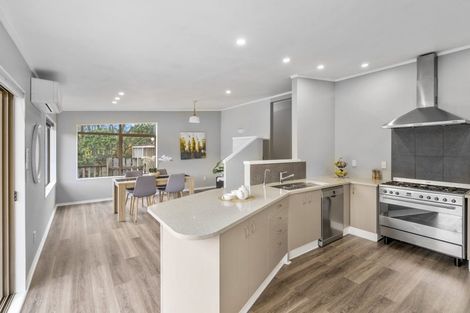 Photo of property in 55 Tram Valley Road, Swanson, Auckland, 0614